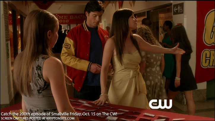 Smallville Season 10 Shield Keri Lynn Pratt Justin Hartley