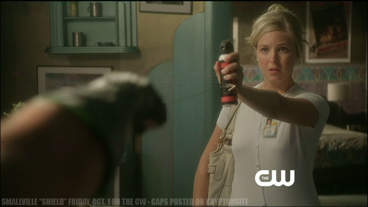 Smallville Season 10 Shield Keri Lynn Pratt Justin Hartley