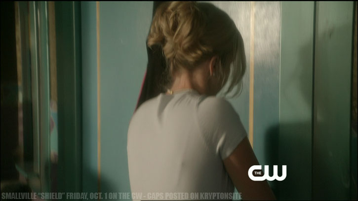 Smallville Season 10 Shield Keri Lynn Pratt Justin Hartley