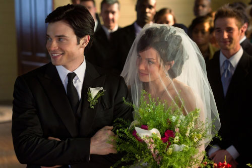 smallville series finale tom welling erica durance michael rosenbaum