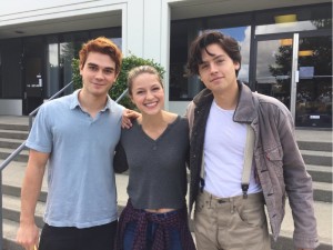 Archie Jughead Riverdale Supergirl